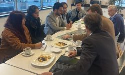 Alcalde de Los Lagos y organizaciones ambientales se reúnen con Colbun en Santiago
